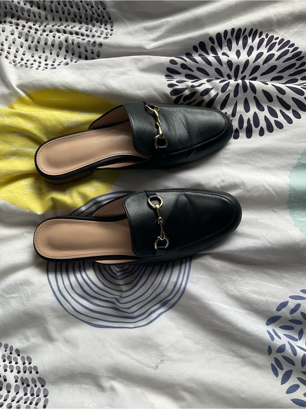 Women's Black Leather Slip-On Loafers LIKE NEW